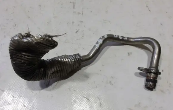 BMW 3 F30 F35 F31 Turbo turbocharger oiling pipe/hose 90760812405