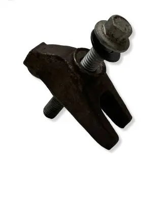 Jeep Grand Cherokee Fuel Injector clamp holder 
