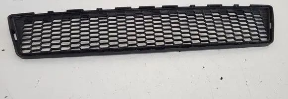 Toyota Verso Front bumper lower grill 531120F040