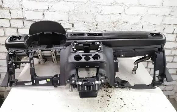 Citroen C3 Dashboard 9812429980 1815080X