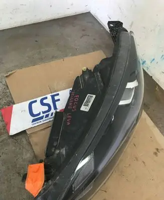 Ford Focus Headlight/headlamp