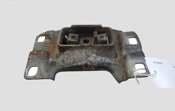 Ford Focus Engine mount bracket 3M517M121