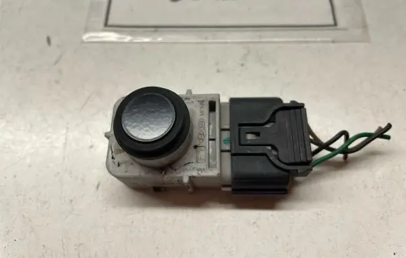 Hyundai Santa Fe Parking PDC sensor 957202W006
