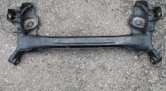 Renault Megane III Rear axle beam with reductor 