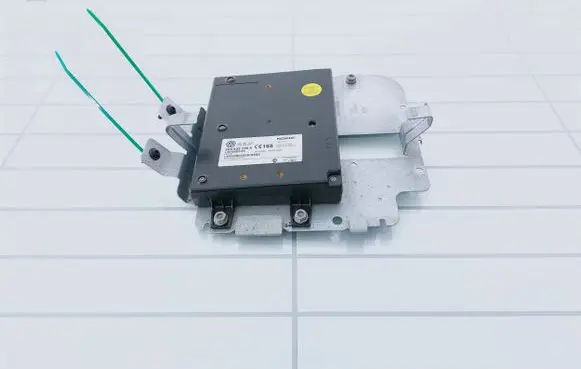 Volkswagen PASSAT B6 Bluetooth control unit module 3C0035730A 0516761