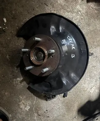 Honda CR-V Front wheel hub REF