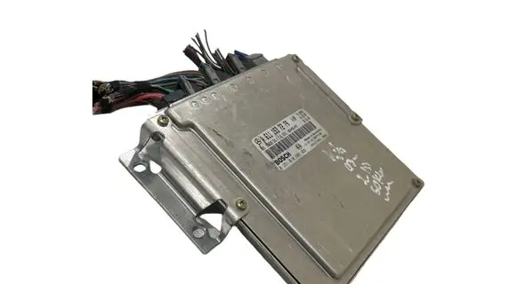 Mercedes-Benz Vito Viano W639 Engine control unit/module A6111537279 0281010606 28RTF186
