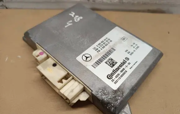 Mercedes-Benz CLS C218 X218 Cruise control unit/module A0009004401 A0009026706 28402669063000