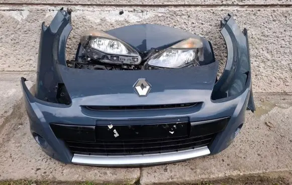 Renault Clio III Front piece kit 