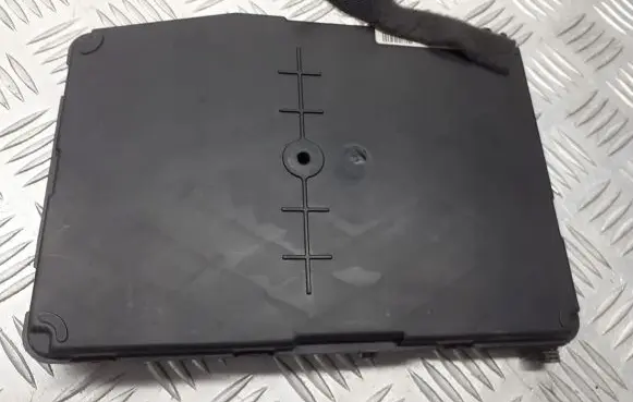 Renault Megane II Fuse box set 8200433201