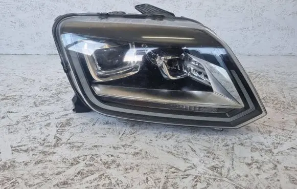Volkswagen Amarok Headlight/headlamp 90113169