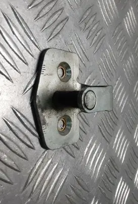 Renault Trafic II (X83) Front door lock loop/hook striker 