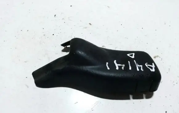 Mazda 323 F Other interior part ge4t57042