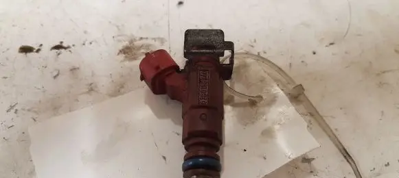 Nissan Almera N16 Fuel injector 0280155940 166009F600