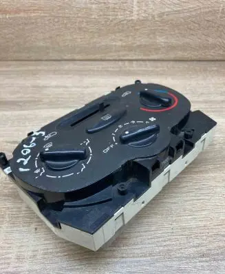 Peugeot 206 Climate control unit 64138
