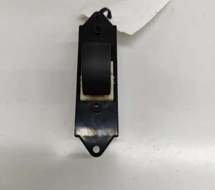 Mitsubishi Colt Electric window control switch MR587944 C8DD411MB