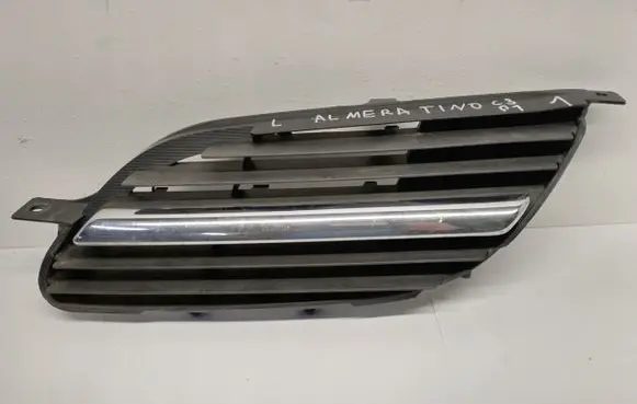 Nissan Almera Tino Front bumper lower grill 62330BU00