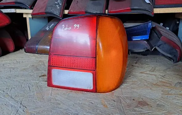 Volkswagen Polo III 6N 6N2 6NF Rear/tail lights 6N0945096