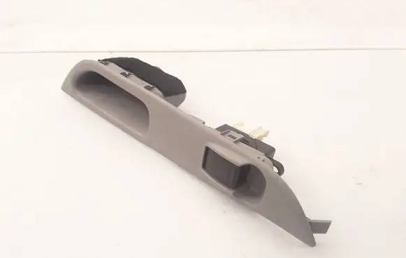 Nissan Almera Tino Electric window control switch 82960BU000
