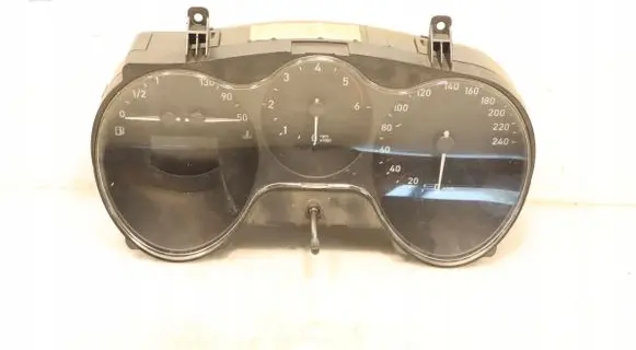 Seat Toledo III (5P) Clock 