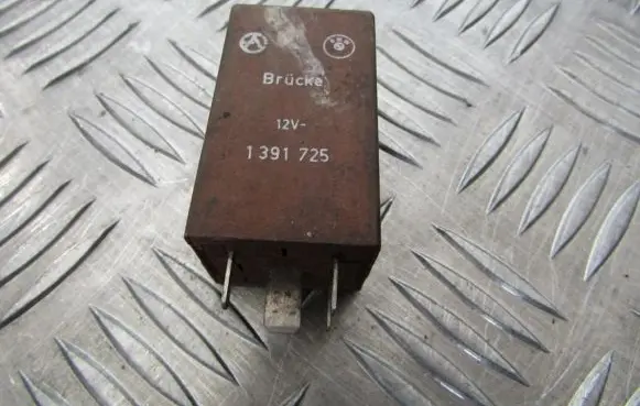 BMW 3 E36 Other relay 1391725
