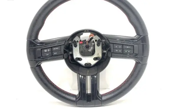 Ford Mustang V Steering wheel DR333600DD