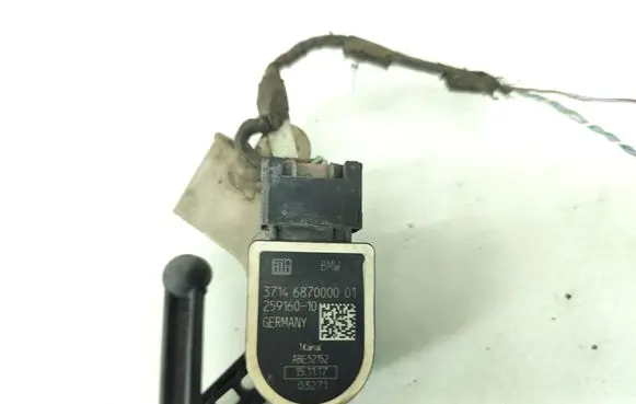 BMW 5 G30 G31 G38 Headlight/headlamp level sensor 6870000