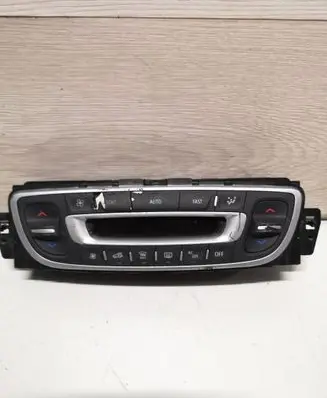Renault Megane III Climate control unit 275100007R