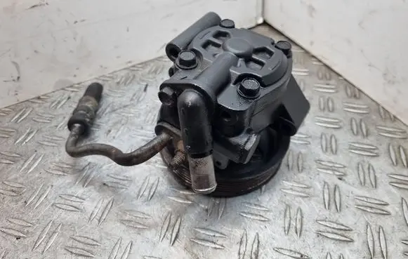 Ford Mondeo MK IV Power steering pump 6G913A733CA 6G913A696CE RM6G913A696CE