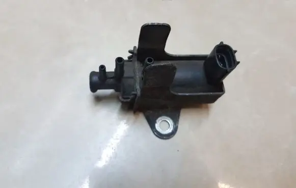 Honda CR-V Turbo solenoid valve 1397000870