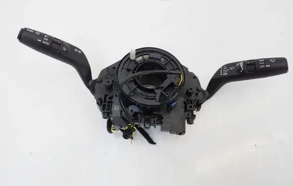 Nissan Qashqai J12 Wiper turn signal indicator stalk/switch 255606RN3A