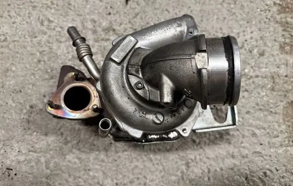 Jeep Grand Cherokee Turbo 35242180F 8230244 TDT00820