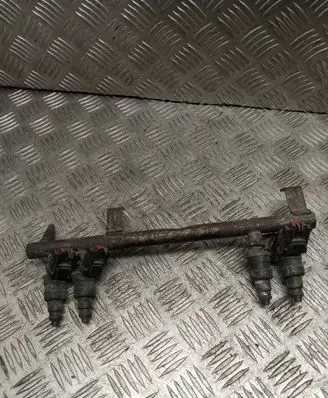 Jeep Grand Cherokee Fuel main line pipe