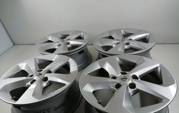 R17 alloy rim