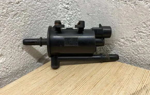 Mini One - Cooper R50 - 53 Vacuum valve 1997278