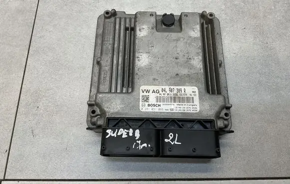 Skoda Superb B8 (3V) Engine control unit/module 04L907309R