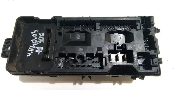 Volvo S40, V40 Fuse module 2K150044