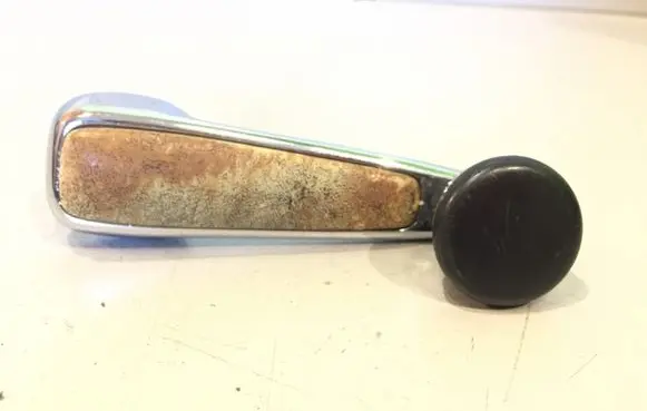 Mercedes-Benz E W123 Front door window winding handle 