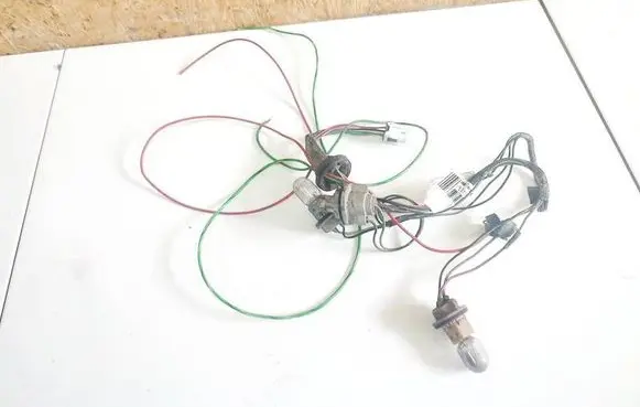 Nissan X-Trail T30 Headlight part 