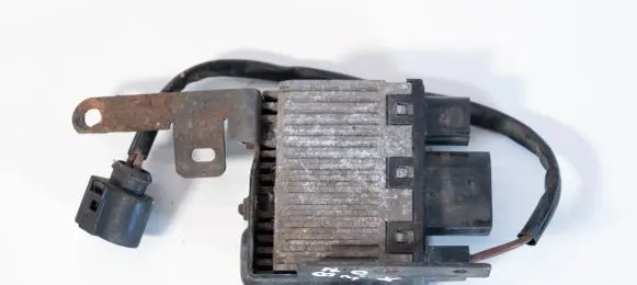 Audi A4 S4 B7 8E 8H Coolant fan relay 8E0959501Q