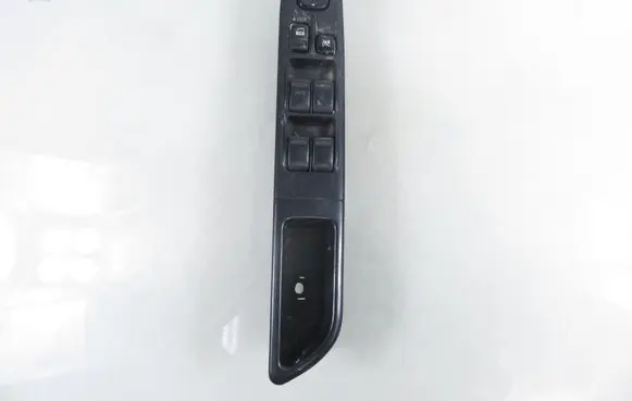 Subaru Forester SG Electric window control switch M1610