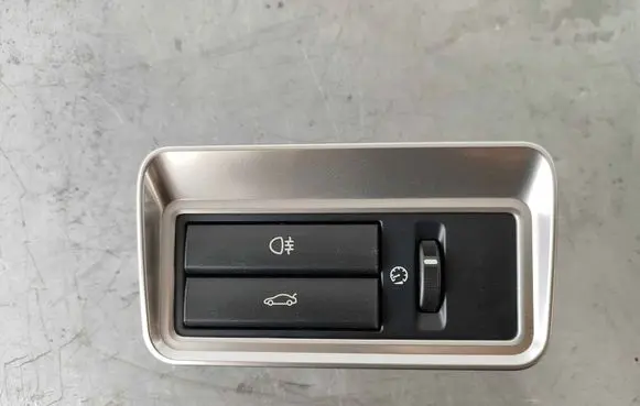 Jaguar XF X250 Tailgate opening switch C2Z31474