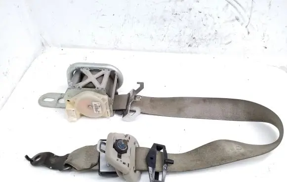 Chrysler 300 - 300C Front seatbelt P0UX53BD1AE