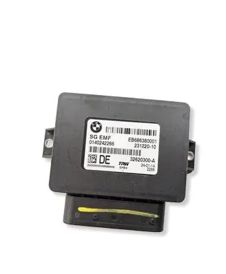 BMW 5 F10 F11 Hand brake control module 6863800 23122010 32620300A