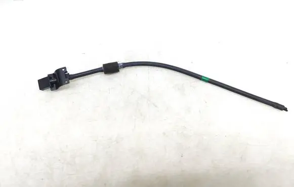 Windshield washer spray nozzle