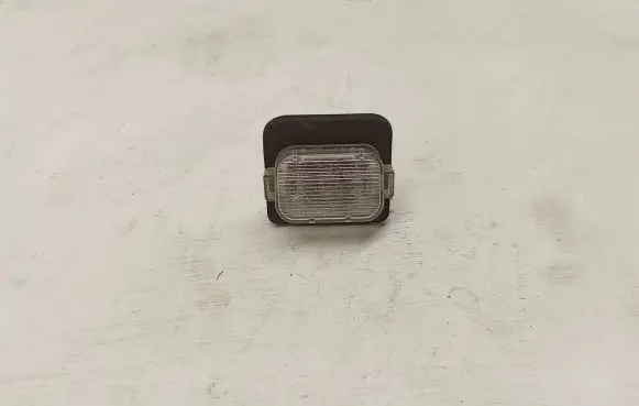 Mazda 3 III Number plate light A052889