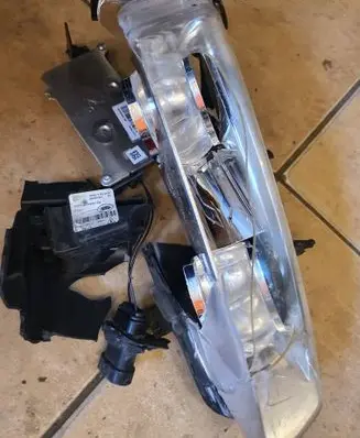Land Rover Range Rover Sport L494 Front fog light 89207821 E6032013 BJ31N15K200AB