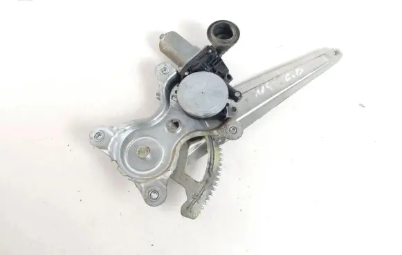 Toyota Tundra II Rear door window regulator with motor 85720AE010