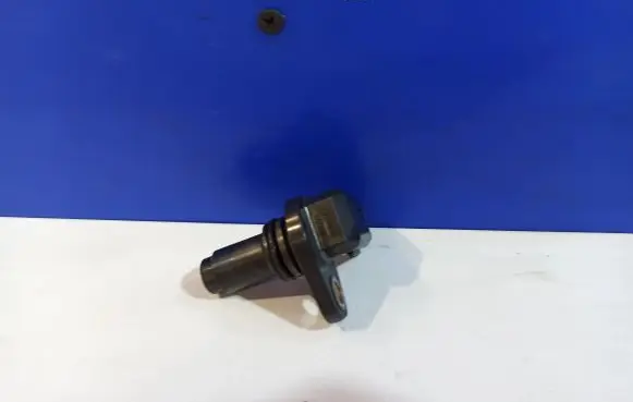 Volvo V60 Camshaft position sensor 30713599 31272689