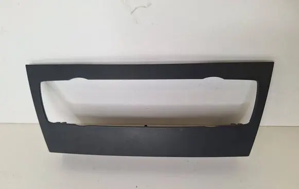 BMW 3 E90 E91 Panel trim 6966407